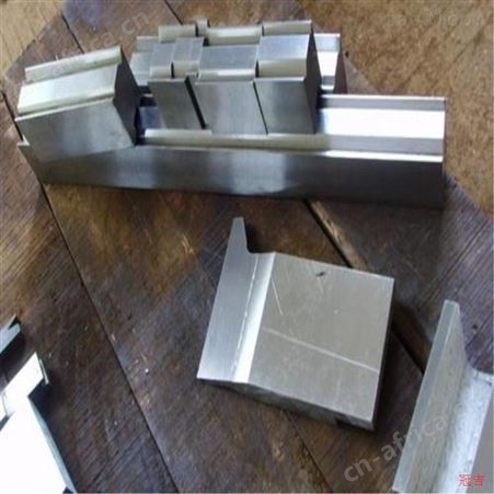 冠吉折弯机模具厂家供应数控系统WE67K-100T/3100数控折弯机模具