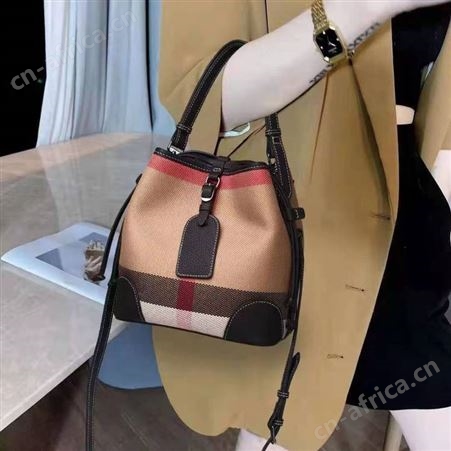 东莞女包批发手提包定制实力箱包厂家生产