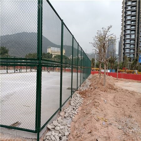 热镀锌钢 拼装围网内嵌式 篮球场围栏厂家 佛山耐腾