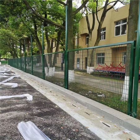 足球场围网体育场-波浪网组装-耐腾品牌
