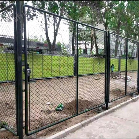 华丽体育球场围网现货学校体育场安全防护隔离球场护栏围网小区篮球场围网