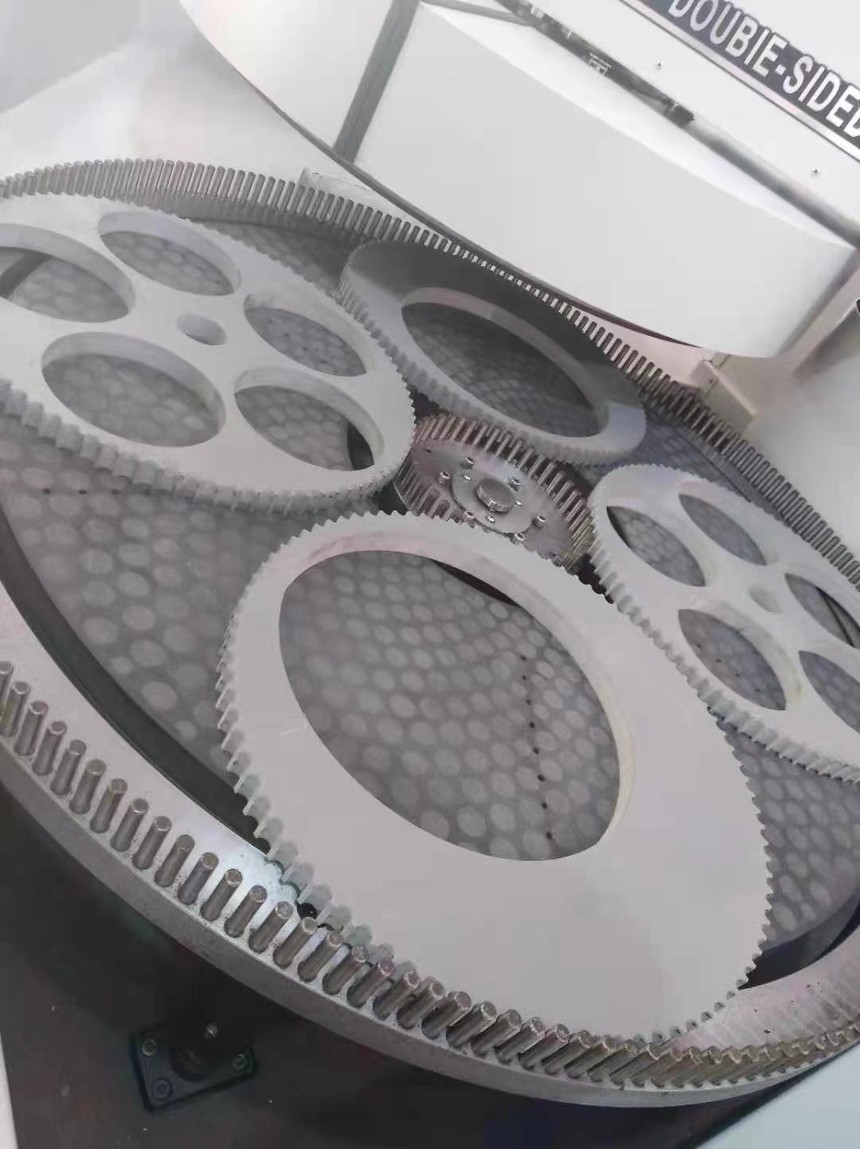 小型不锈钢精密研磨机床广泛使用 小型不锈钢精密研磨机床广泛使用