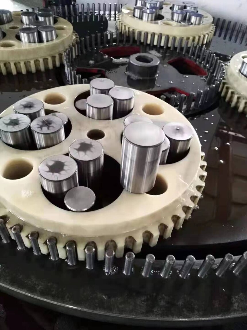 高速钢工件-数控高精度研磨机为您解答！